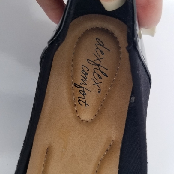 Dexflex Comfort Balack Patent Leather Flats - Picture 5 of 9